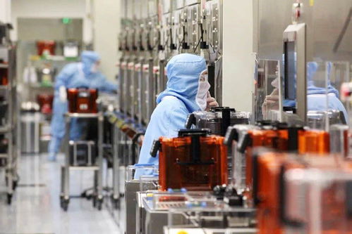 asml光刻機(jī)新品價(jià)格創(chuàng)新高,臺積電看完無語,3億美元一臺